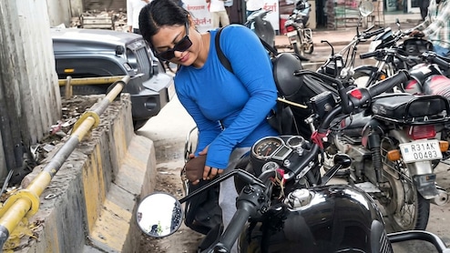 Road Rage In Jaipur: Woman Caught On Camera Vandalising Motorcycle