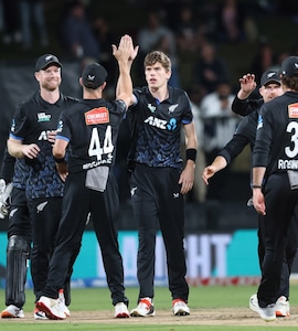 New Zealand vs South Africa 3rd T20I Live Score Updates