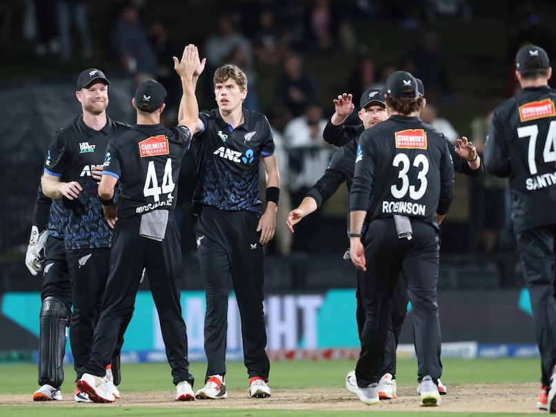 New Zealand vs South Africa 3rd T20I Live Score Updates