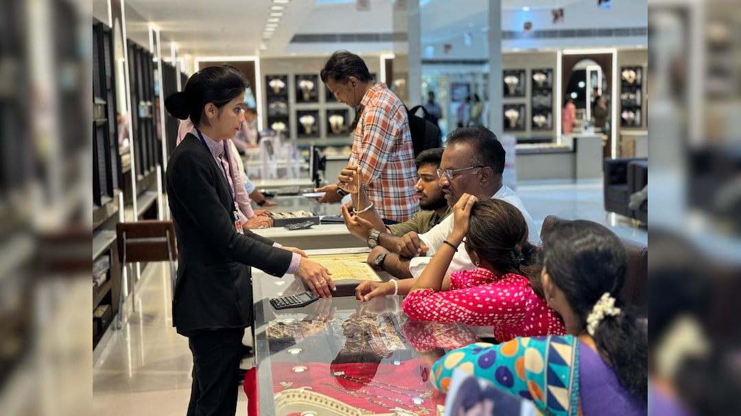 Kalyan Jewellers Stock to Buy? Motilal Oswal Sees Favorable Risk-Reward — Check Target Price, Upside