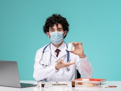 Gujarat Expands Essential Drug List To 1,479; Removes 57 Medicines, Adds 150 New Ones