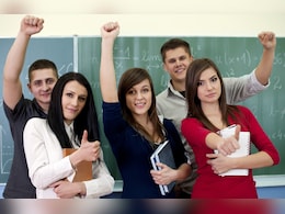 Rajasthan Board 12th Toppers: राजस्थान बोर्ड 12वीं में टॉपर्स बेटियों का जलवा, टॉप-5 में चार ने बनाई जगह