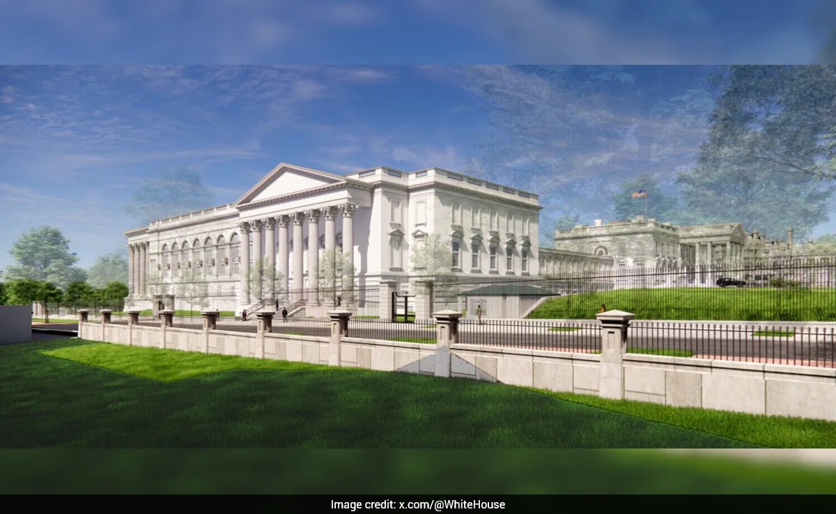 Trump's Ballroom With 'Stairs To Nowhere' Red-Flagged By Architects