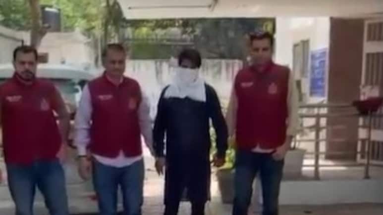 प्रोटीन के नाम पर बिक रहा जहर! नकली सप्लीमेंट मैन्&zwj;युफैक्&zwj;चरिंग यूनिट का पर्दाफाश, तीसरा आरोपी गिरफ्तार