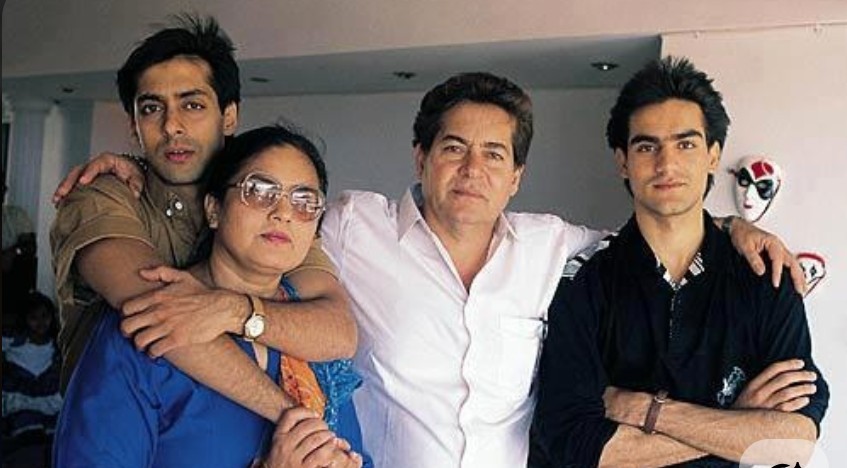 जब सलमान खान के पापा को पड़ोसन से हुआ प्यार, धर्म की दीवार तोड़ सलीम खान ने डोगरा राजपूत परिवार की बेटी से की शादी