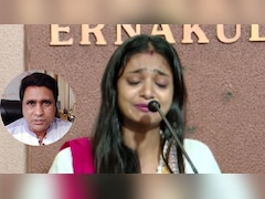 'तो क्या पहली मूवी के लिए मुझसे रेप करवाओगे', मोनालिसा ने डायरेक्टर सनोज मिश्रा पर लगाए गंभीर आरोप