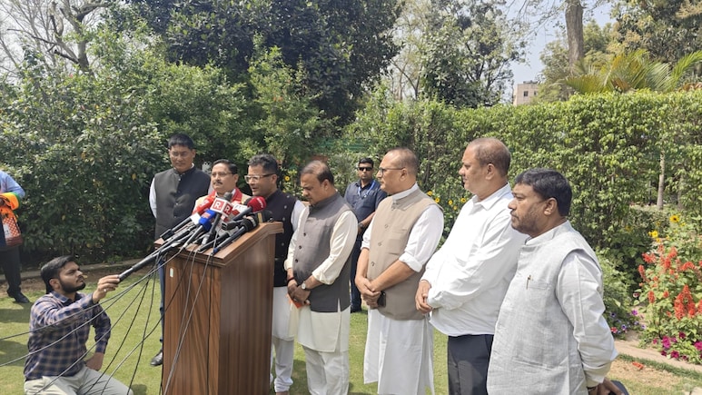 2 बार सांसद, 4 बार विधायक... कौन हैं प्रद्युत बोरदोलोई, असम चुनाव से पहले बीजेपी ज्&zwj;वॉइन कर कांग्रेस को दिया झटका