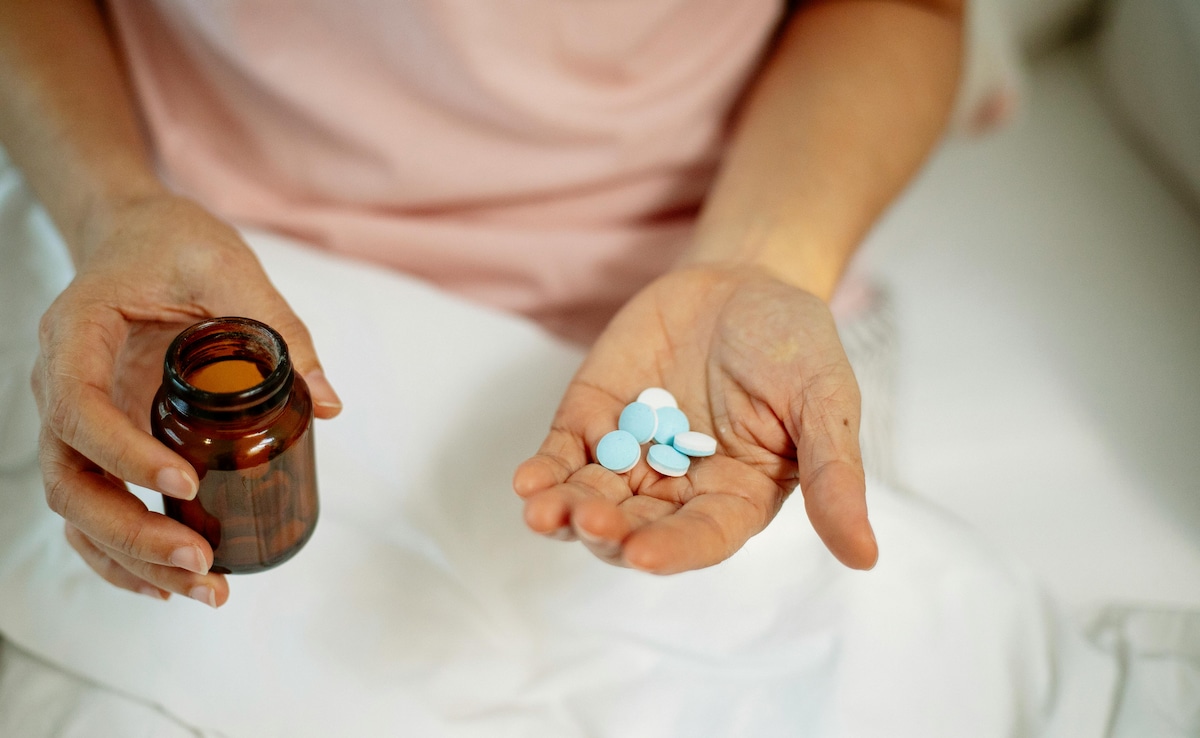 World Sleep Day 2026: बिना डॉक्टर की सलाह नींद की दवा लेना पड़ सकता है भारी, जानिए क्या कहते हैं विशेषज्ञ