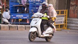 मार्च में भयंकर गर्मी से मिलेगी राहत, बारिश का अलर्ट, जानें दिल्ली-यूपी से पंजाब तक मौसम का हाल