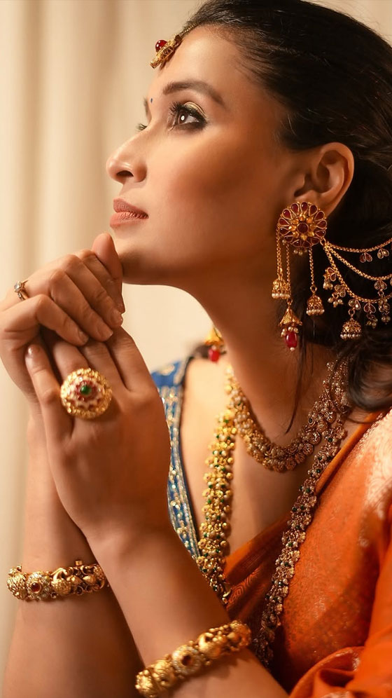 Mannara Chopra Nails Ethnic Glam