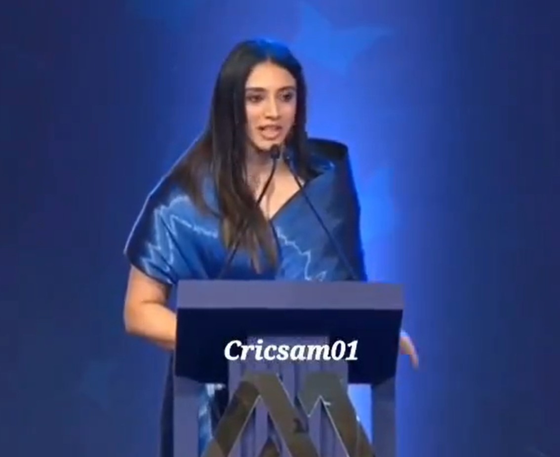 स्मृति मंधाना का जलवा, पांचवीं बार जीता बेस्ट महिला इंटरनेशनल क्रिकेट का अवॉर्ड