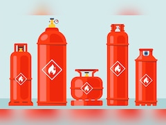 गैस किल्लत की खबरों के बीच जान लीजिए LPG, PNG, CNG और LNG का मतलब...जानें किसका क्या काम