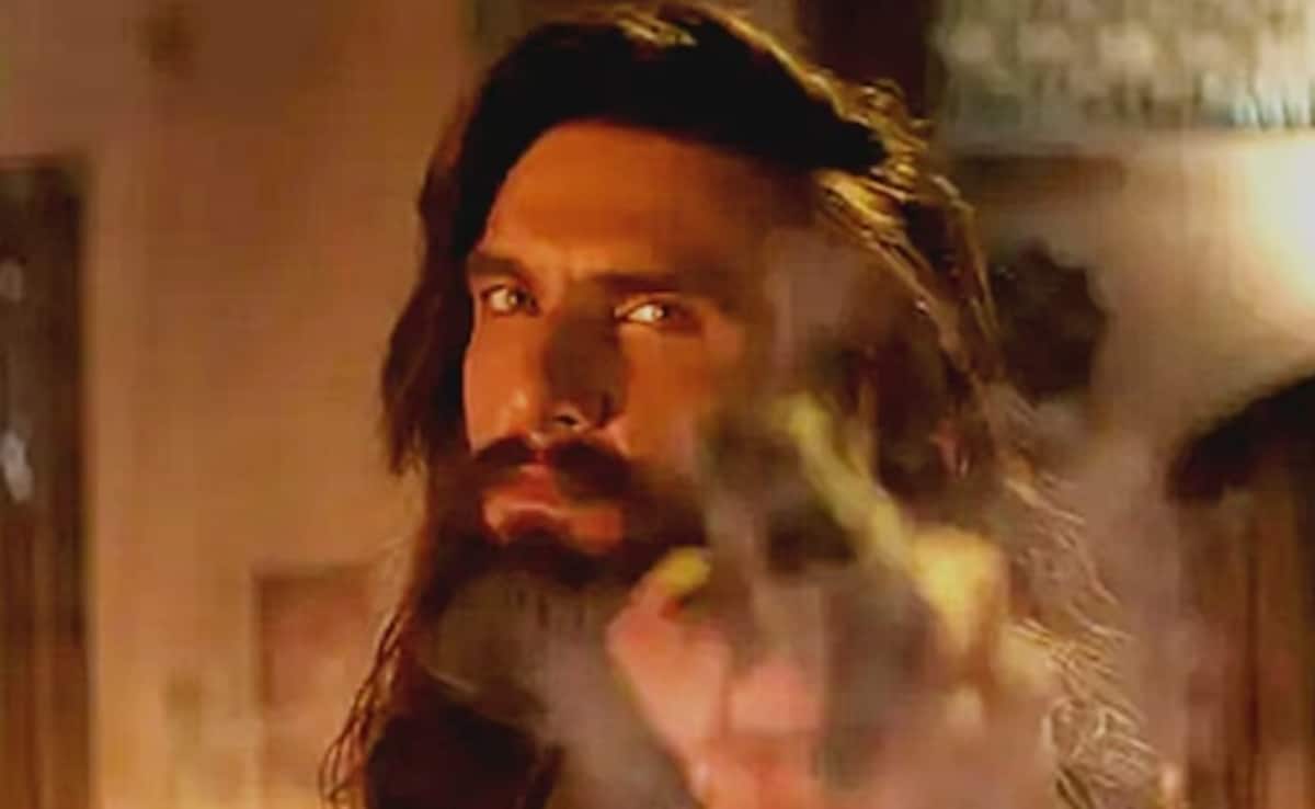 धुरंधर 2 की टिकट होने वाली है सस्ती? बैन की मांग के बीच फिल्म को लेकर उठ रही ऐसी डिमांड