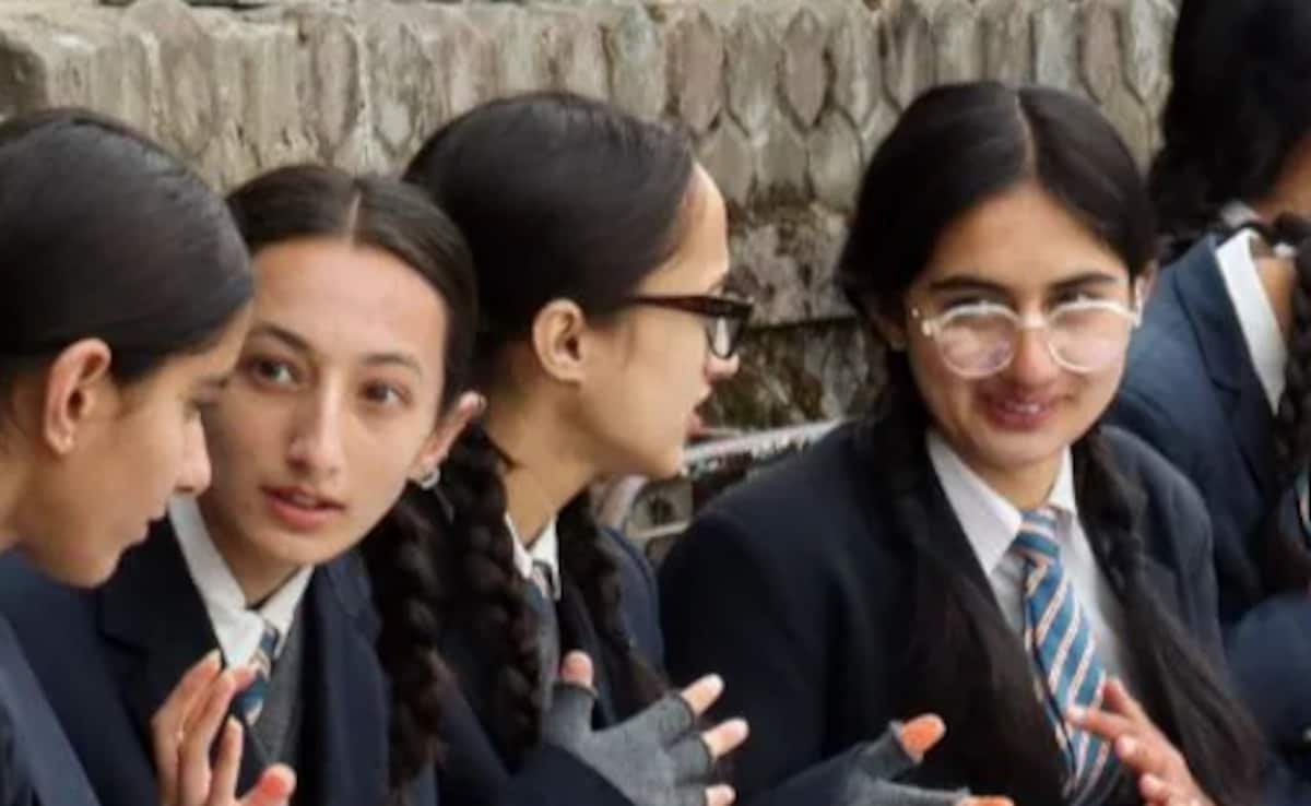 Rajasthan Board 12th Result: टॉपर्स लिस्ट से लेकर पासिंग पर्सेंटेज तक, राजस्थान बोर्ड रिजल्ट की 10 बड़ी बातें