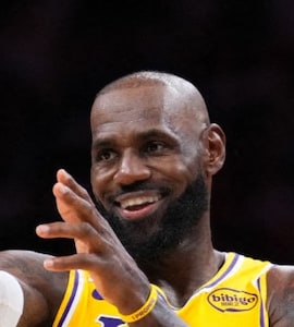 “That M*##*fu*#r ain’t sweating”: Tracy McGrady Explains Why LeBron James Still Dominates NBA At 41 With Lakers