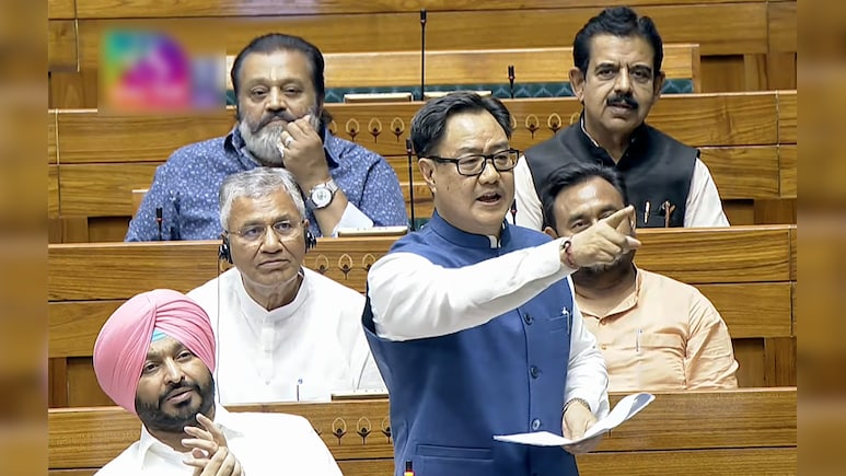 लोकसभा स्पीकर के खिलाफ अविश्वास प्रस्ताव को लेकर किरेन रिजिजू का कड़ा रुख, बोले-पछताएगी कांग्रेस