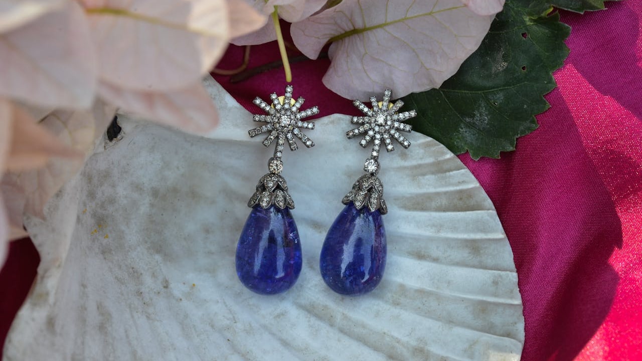 Floral Jewellery That Never Goes Out Of Style