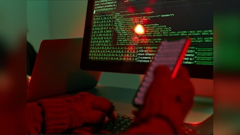 Is Your iPhone At Risk? Cybercriminals Use 'Leaked US Govt Tools' To Target Older iPhones