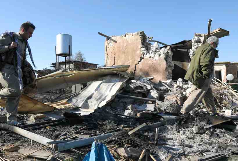 तेज बमबारी और आग की लपटें! अमेरिका और इजरायल के निशाने पर आया ईरान का परमाणु शहर इस्फहान