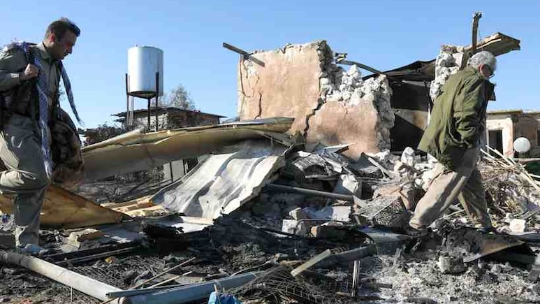 तेज बमबारी और आग की लपटें! अमेरिका और इजरायल के निशाने पर आया ईरान का परमाणु शहर इस्फहान