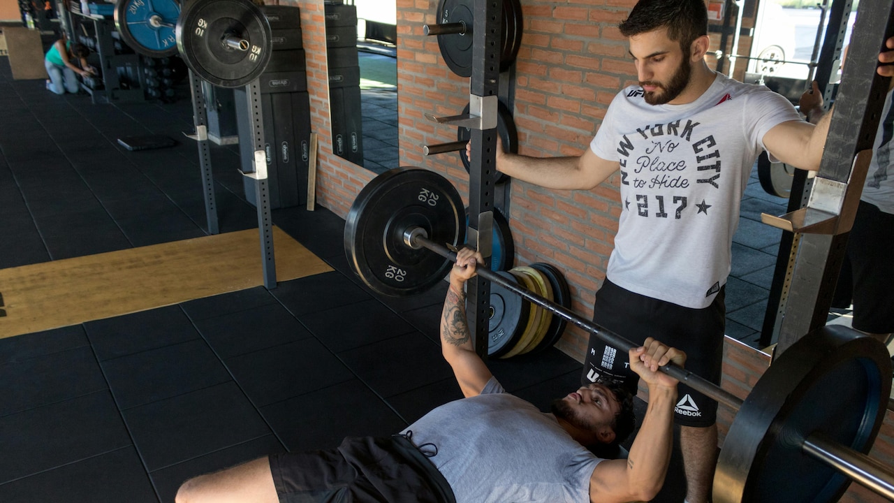 5 Quick-Dry Gym T-Shirts That Feel Comfortable During Sweaty Sessions