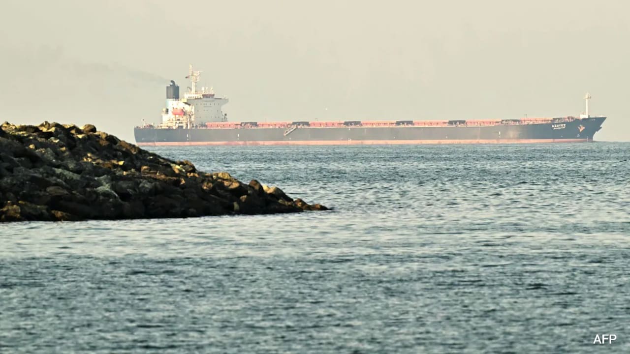 How 'Dark' Tankers In Strait Of Hormuz Are Keeping Oil Prices In Check