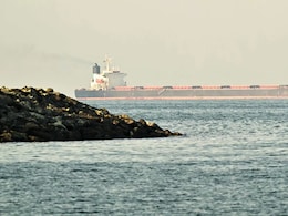 US' Claim, Iran's Refusal And A U-Turn: Oil Still Stuck In Strait Of Hormuz