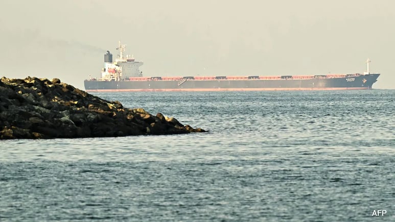 Iran's UN Envoy Says Not Going To Close Strait Of Hormuz