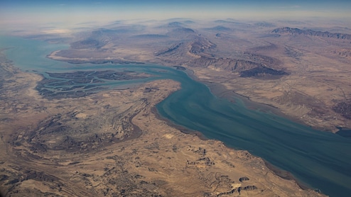 Oil Hope For India? Iran Says Hormuz Strait Only Closed To US, Israel, Europe