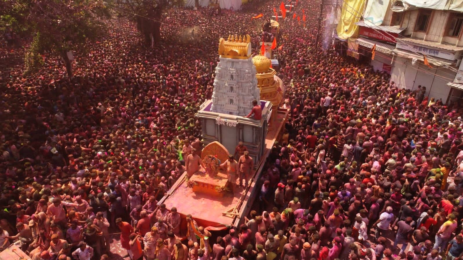 Indore Ger Rangpanchami 2026: गेर में भीड़