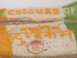 होली 2026: लखनऊ में &lsquo;Blast Colours of Peace&rsquo; और &lsquo;वसुधैव कुटुंबकम&rsquo; थीम की खास गुजिया की धूम