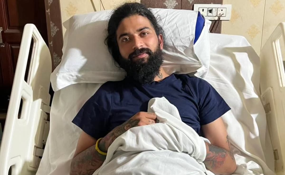 UK07 राइडर ने दी मौत को मात, ठीक होते ही अनुराग डोभाल हुए सोशल मीडिया पर एक्टिव, फैंस से पूछा डाला ये सवाल