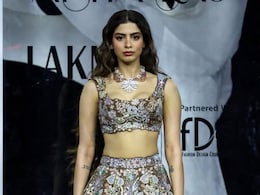 Khushi Kapoor Stuns In Aisha Rao Lehenga And Diamond-Sapphire Necklace At Lakme Fashion Week