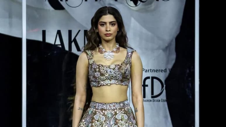 Khushi Kapoor Stuns In Aisha Rao Lehenga And Diamond-Sapphire Necklace At Lakme Fashion Week