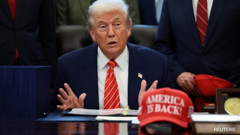 Trump's 15% Global Tariffs To Come Into Effect This Week?  Here's What Scott Bessent Says