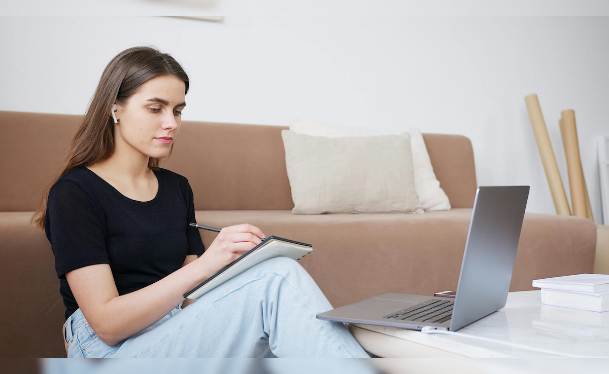 पेन-पेपर या लैपटॉप, नोट्स बनाने के लिए क्या है बेस्ट? Study में हुआ चौंकाने वाला खुलासा