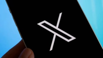 Is 'X' Down? Users Report Issues With Feed Loading, Login Access