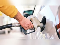 E20 Petrol Explained: क्या है E20 पेट्रोल? 1 अप्रैल से इसी फ्यूल पर चलेंगी गाड़ियां, इतनी होगी कीमत