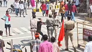 Bihar: रामनवमी की शोभायात्रा में हथियार लेकर घुसा युवक, पुलिस ने धर दबोचा