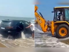 मुफ्त की धुलाई, फिर पुलिस की कुटाई! गोवा के बीच पर फंसी गुजरात की नंबर वाली SUV, वीडियो वायरल