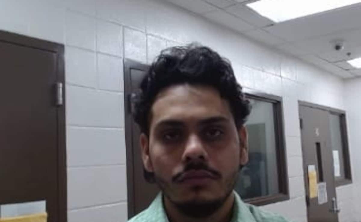 अमेरिका में भारतीय नागरिक जशनप्रीत सिंह गिरफ्तार, ICE ने बताया 'क्रिमिनल एलियन'