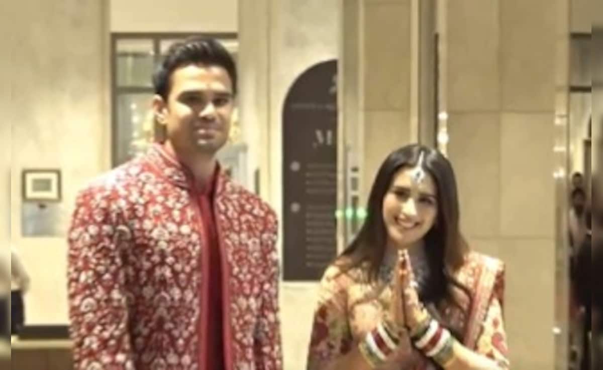 अर्जुन-सानिया की शादी में पत्नी संग पहुंचे कोच गौतम गंभीर, धोनी-युवराज समेत इन क्रिकेट सितारों ने भी की शिरकत