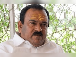 Toy Snakes, Tiger Skins, Mind Games: How Nashik 'Godman' Trapped Targets