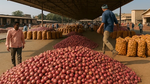 Which Place In Maharashtra Is Called The Onion Capital Of India?