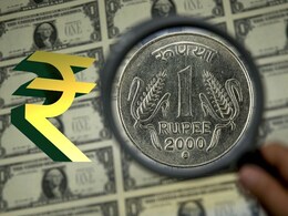 रुपया अब तक के सबसे निचले स्&zwj;तर पर, डॉलर के मुकाबले 92.40 पर पहुंचा, क्&zwj;यों आई रिकॉर्ड गिरावट?