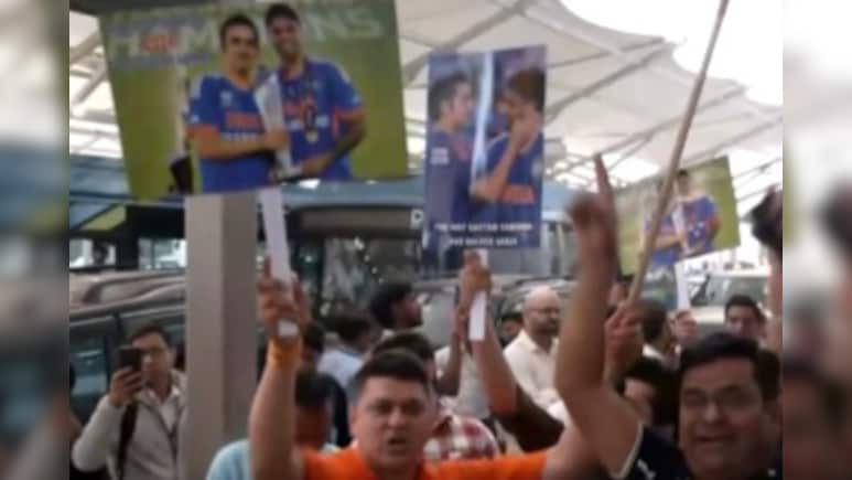 Gautam Gambhir: T20 वर्ल्ड चैंपियन टीम इंडिया के हेड कोच गौतम गंभीर का दिल्ली एयरपोर्ट पर फैंस ने किया ग्रैंड वेलकम