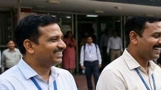 8th Pay Commission: 10 नहीं, हर 5 साल में बने वेतन आयोग! सैलरी, पेंशन, भत्ते और छुट्टियों पर इन 18 सवाल-जवाब में जान लीजिए लेटेस्&zwj;ट अपडेट्स