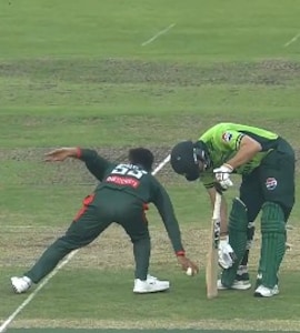 "I Give Bangladesh 10 Out Of 100": Pakistan Greats Scathing Attack Over Salman Agha-Mehidy Hasan Run Out Drama