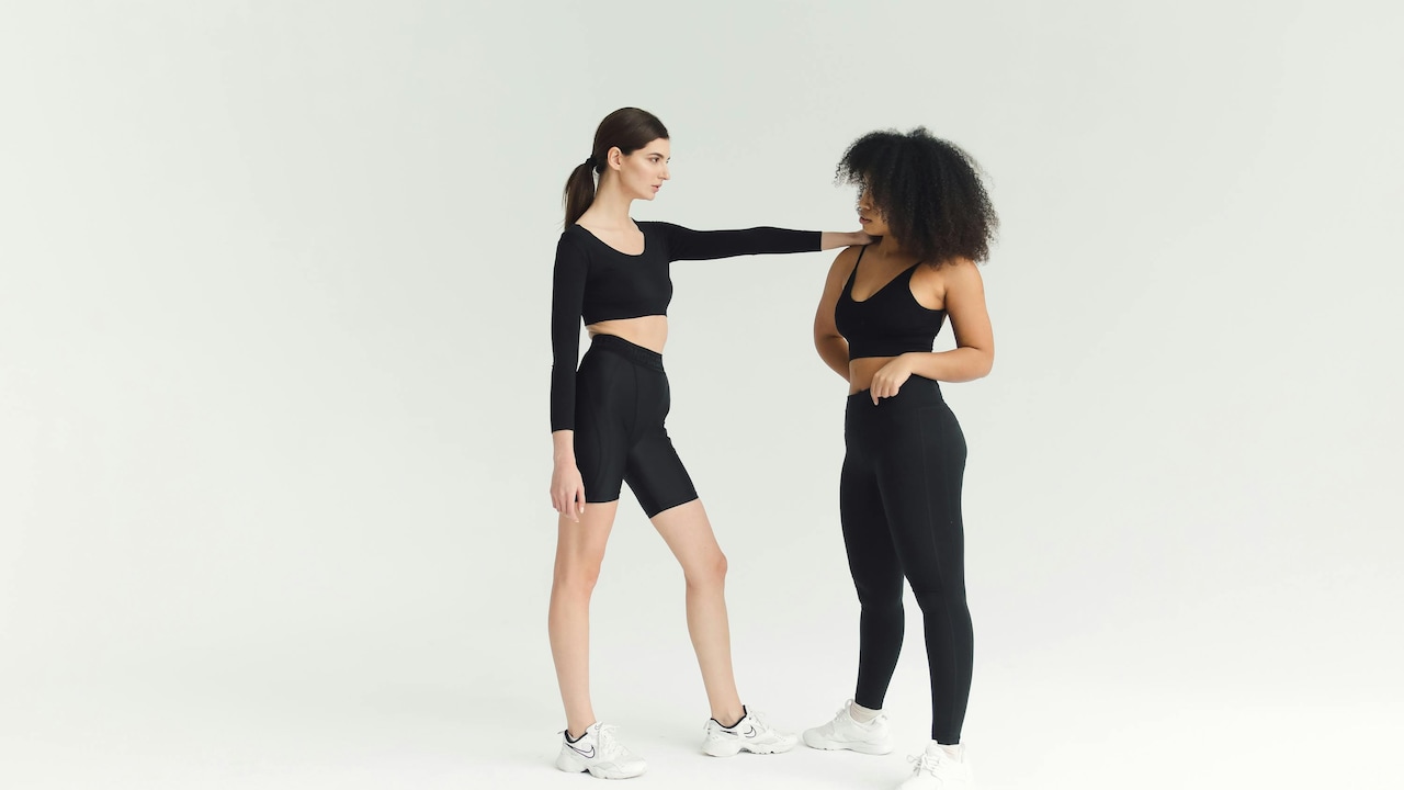 Top 5 Squat-Proof Gym Leggings That Never Turn Sheer Mid-Squat Top 5 Squat-Proof Gym Leggings That Never Turn Sheer Mid-Squat