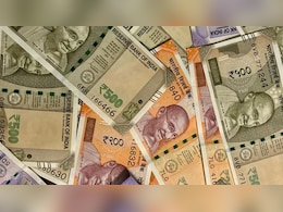 शेयर बाजार के साथ रुपया भी नीचे आया, डॉलर के मुकाबले 94 का लेवल भी पार